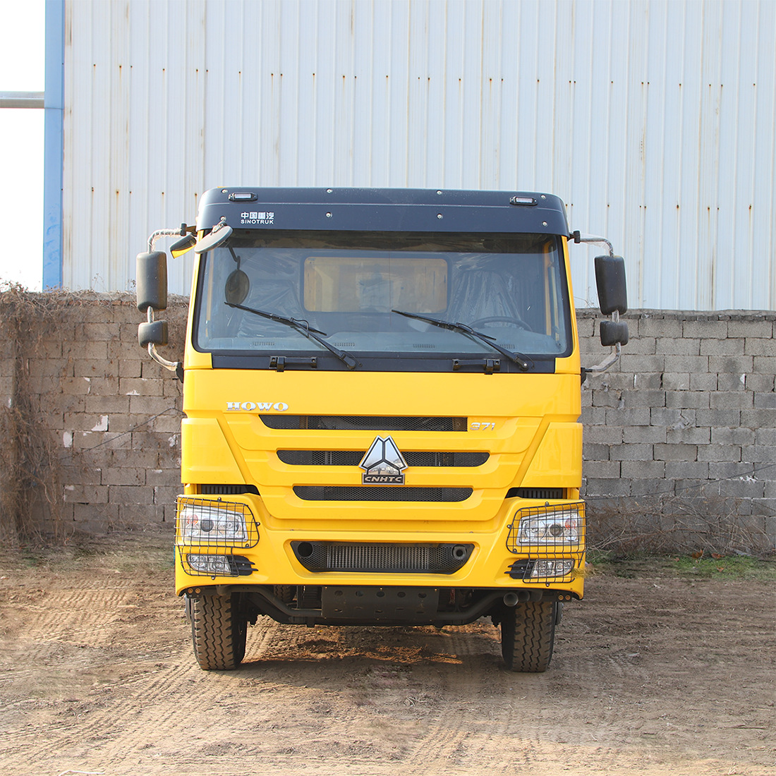 Factory Exports Howo 371375 Horsepower Dump Trucks for Engineering, Earthmoving, and Sand and Gravel Transport