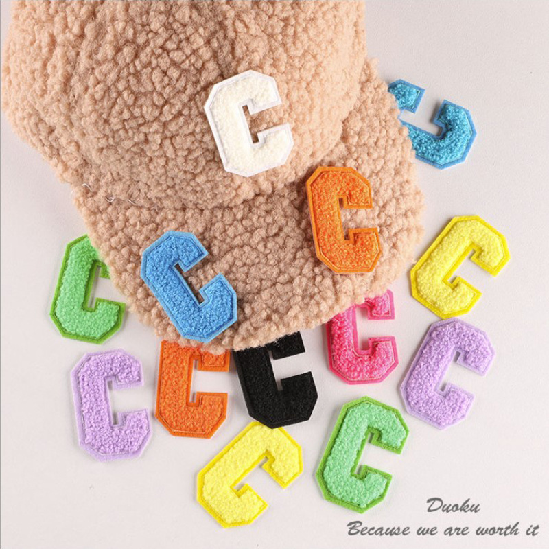 毛巾绣字母C衣服辅料补丁布贴运动服帽子装饰包包补洞贴花徽章DIY