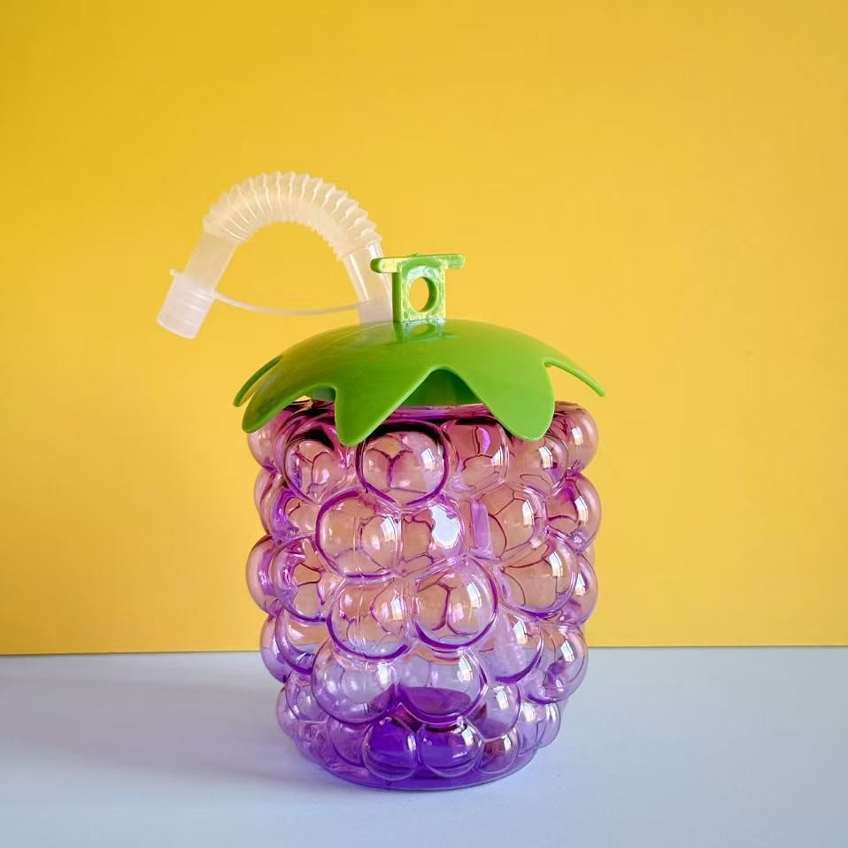 Nuevo vaso de plástico con forma de piña de 500 ml, ideal para fiestas en la playa, botella para bebidas, vaso popular directo del fabricante.