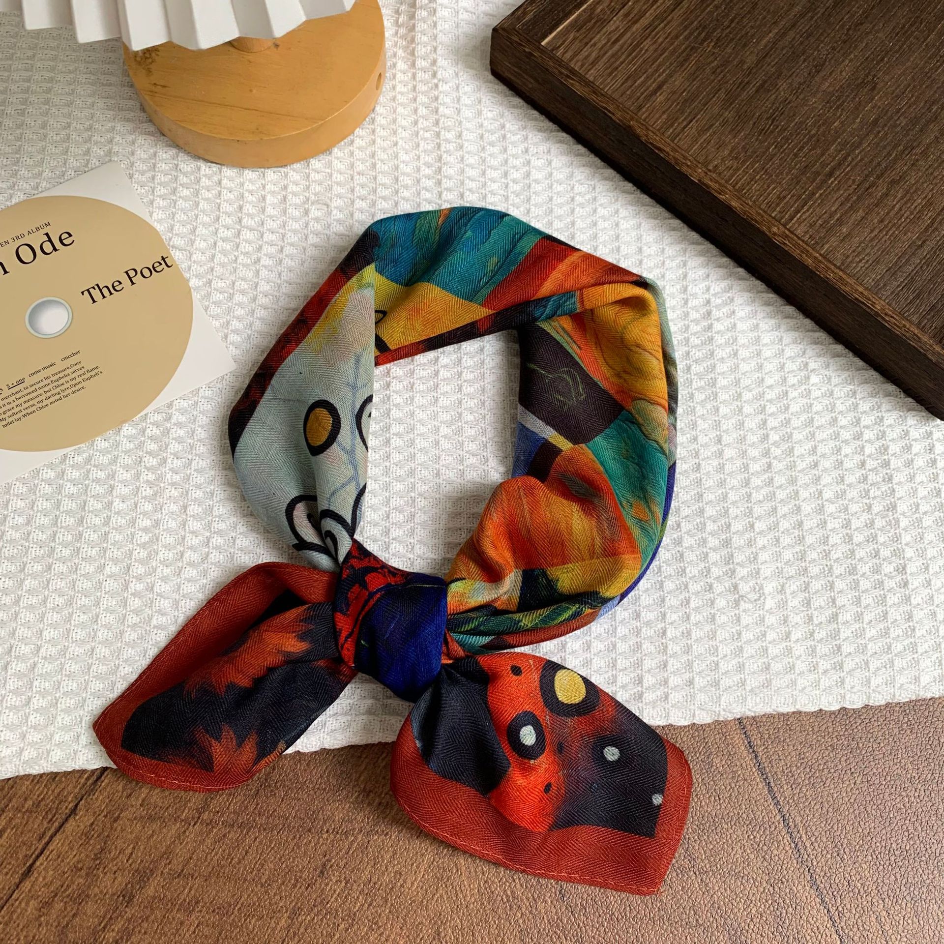 Pañuelo de seda de algodón y lino, bufanda cuadrada grande, estilo de verano de alta gama, estilo de todo fósforo literario, estilo étnico retro, bufanda de flores de anacardo, chal femenino