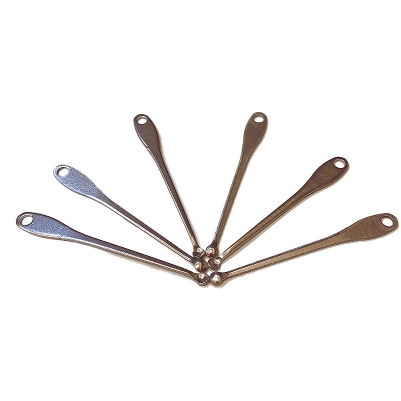 Factory direct supply wholesale stainless steel ear digging old-fashioned thin head metal ear cleaner long handle ear scoop with keyhole