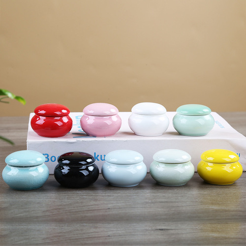 Mini Ceramic Powder Jar Small Ceramic Jar Portable Travel Cosmetic Skincare Bottle Ceramic Bottle Sealed Jar Ointment Jar