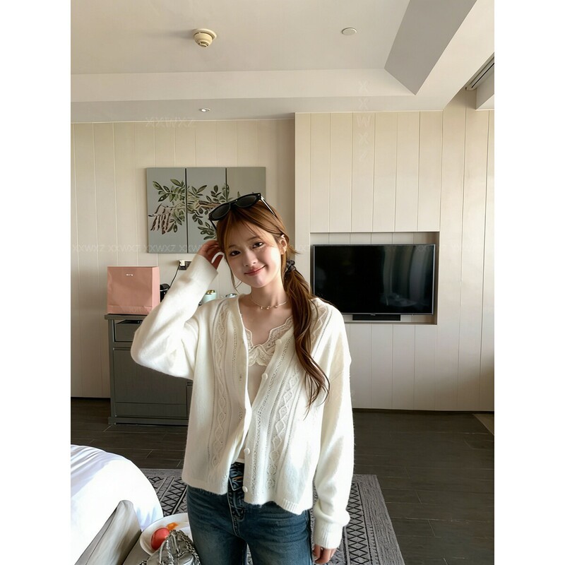 Women's mohair blend knitted sweater with asymmetrical lace collar, hollow-out crochet design, and a youthful, fashionable look Women's mohair blend knitted sweater with asymmetrical lace collar, hollow-out crochet design, and a youthful, fashionable look