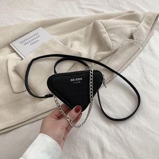 Ins Popular Same Style Niche Stylish Triangular Mini Kidsren's Hand-Held Diagonal Cross-Body Chain Accessories Lipstick Bag