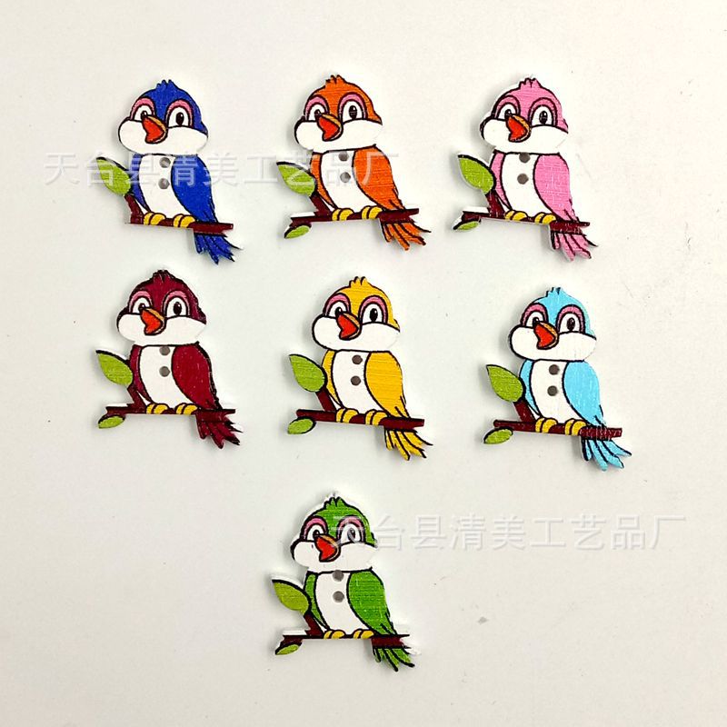 Botones de madera de dibujos animados pájaros pintados accesorios de ropa hechos a mano 50 un paquete