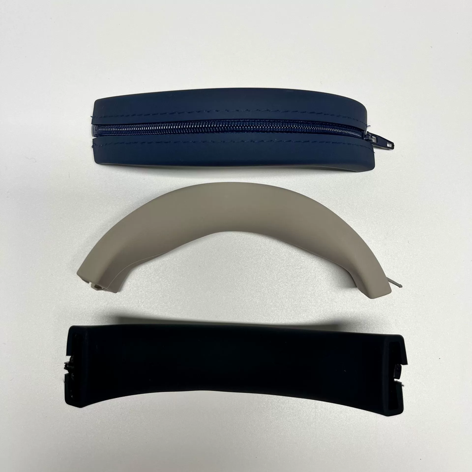 Suitable for Anker Soundcore Life Q10 Q20 Q30 35 Zipper Head Beam Protective Cover