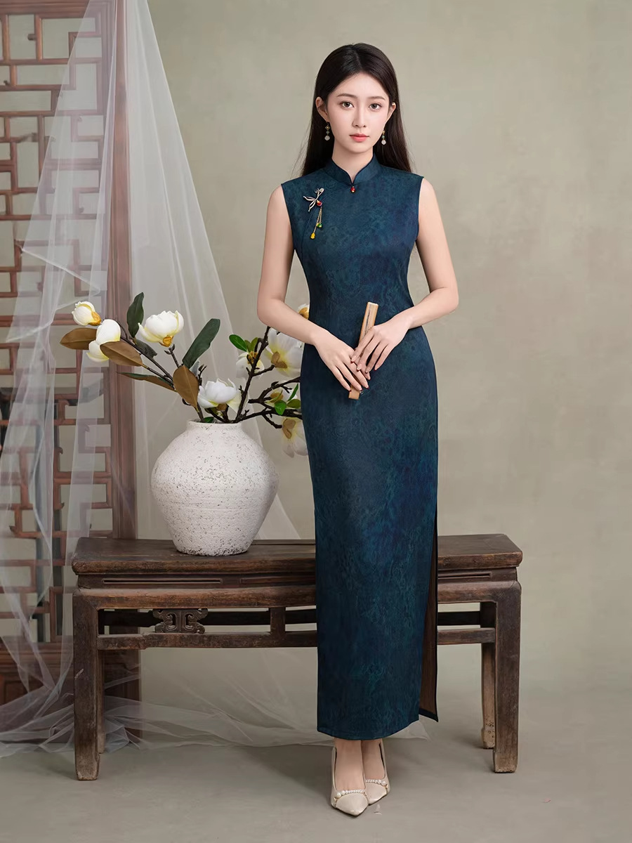 Long lightweight retro summer cheongsam sleevless