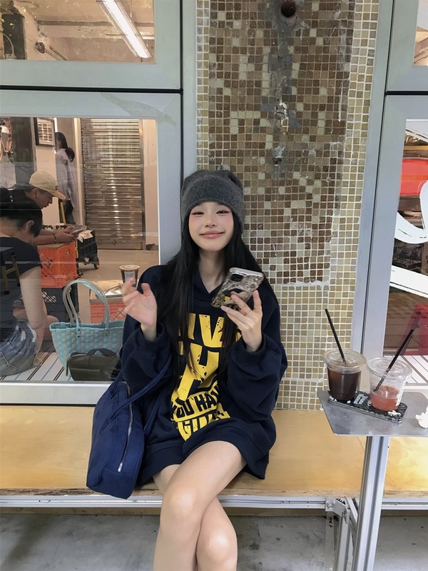 复古慵懒长袖字母印花套头卫衣女秋季新款休闲宽松显瘦连帽上衣潮|undefined
