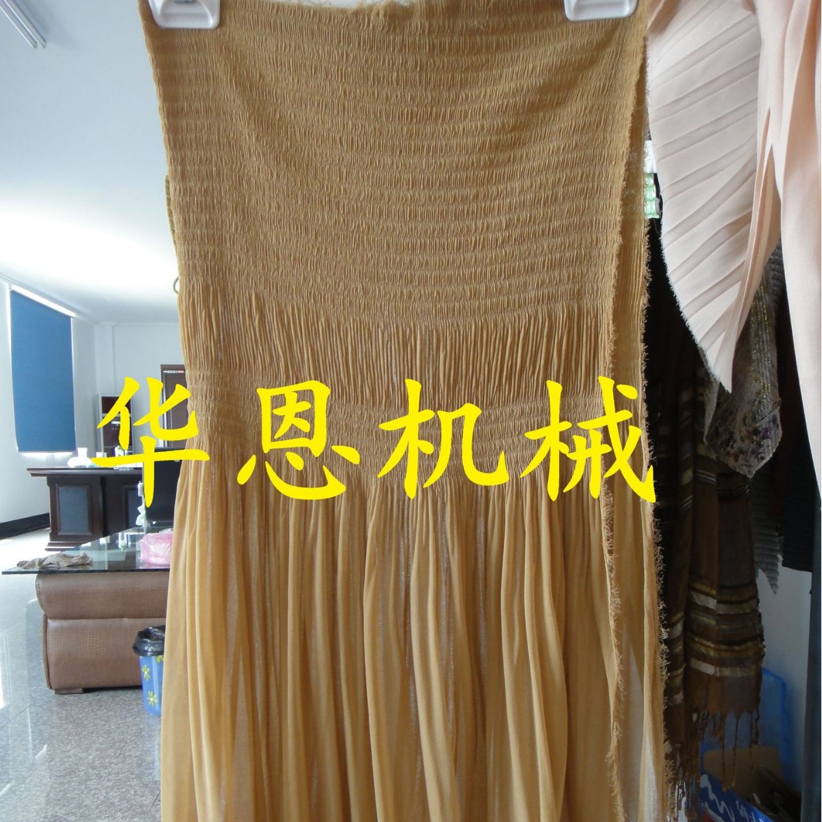 华恩专业生产褶景机、压折机、压摺机、打褶机、打褶机等机械设备