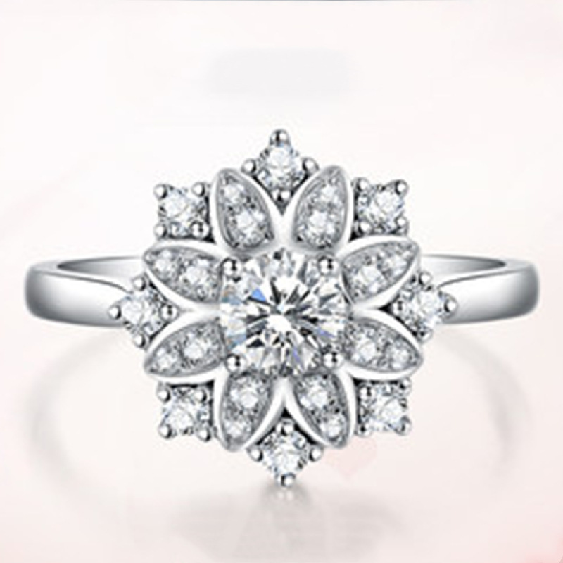 Brilliant Starry Ring, 18K Gold Plated Blooming Flower Snowflake Shaped For Women, Cluster Setting Wedding Diamond Ring_voghion.com