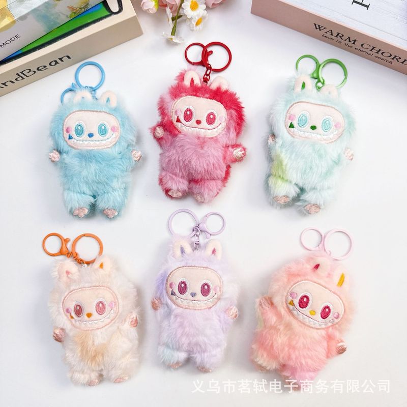 きしむかわいい Labubu ぬいぐるみペンダント labubu 第三世代キーホルダーバッグペンダント小さなギフトアクセサリー|undefined