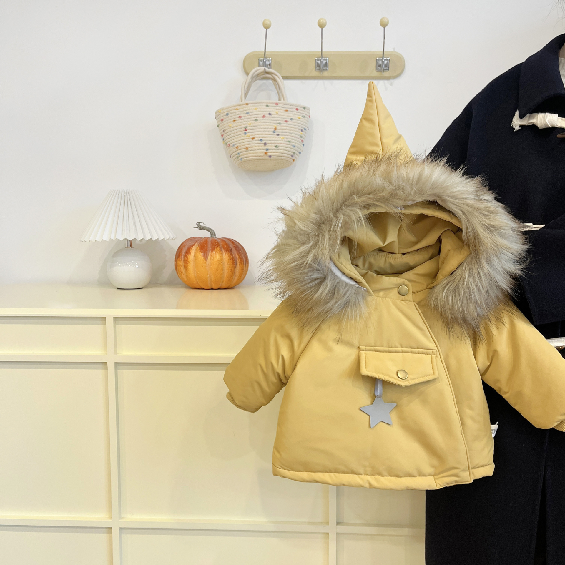 Baby sombrero de algodón para niños invierno pequeño niño algodón engrosado chaqueta de algodón de invierno chaqueta de algodón caliente