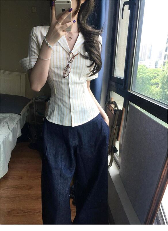 2025新款高级感v领条纹短袖衬衫女夏季气质短款衬衣法式掐腰上衣|undefined
