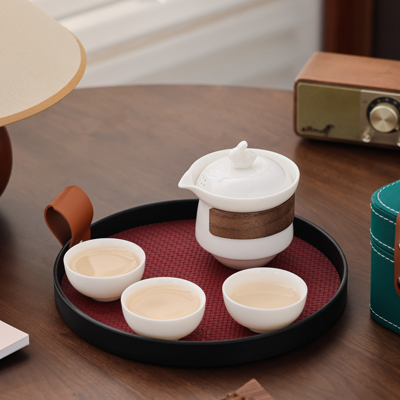 Juego de Té de Viaje Portátil de Porcelana Blanca Dehua con Taza de Cerámica