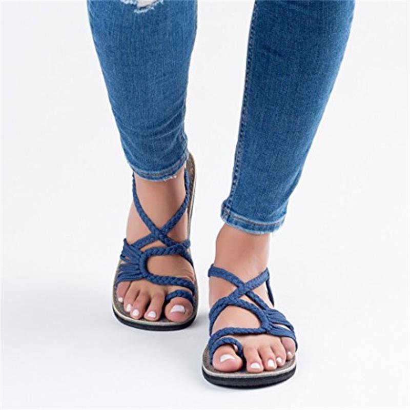 Summer 2020 export large-sized herd-shaped sandals, European and American beach open-toe flat and fashionable straw-woven rope knot women's sandals Item Picture