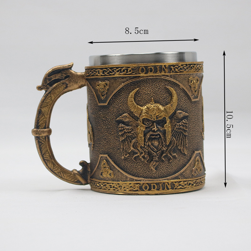 Taza de cerveza en relieve de acero inoxidable de resina creativa americana Taza de calavera punk de personalidad retro