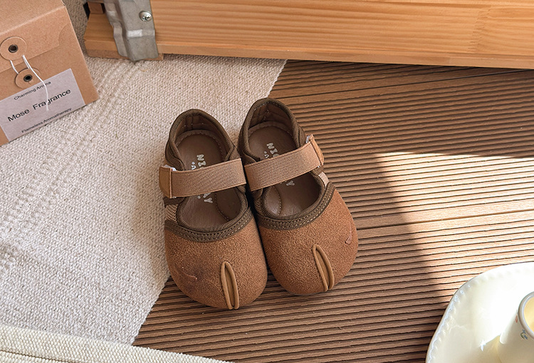 Sapatos de pele para menina estilo princesa coreano macios_voghion.com