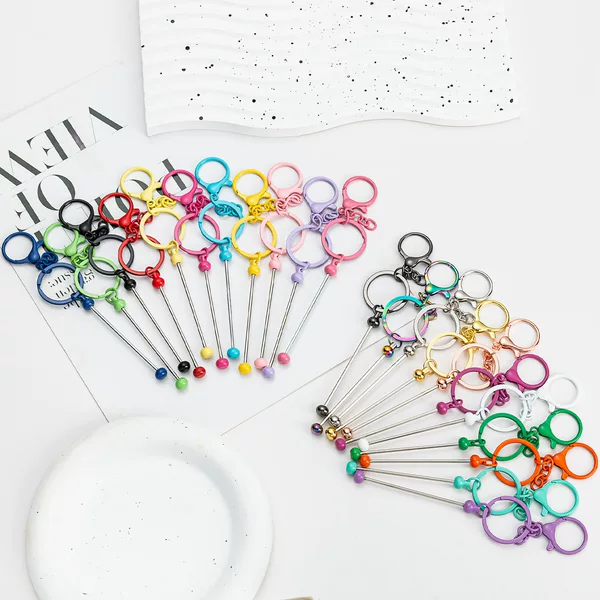 New DIY Beaded Keychain Wholesale Small Gift Pendant Metal Keychain Spot Gradient Colorful Keychain