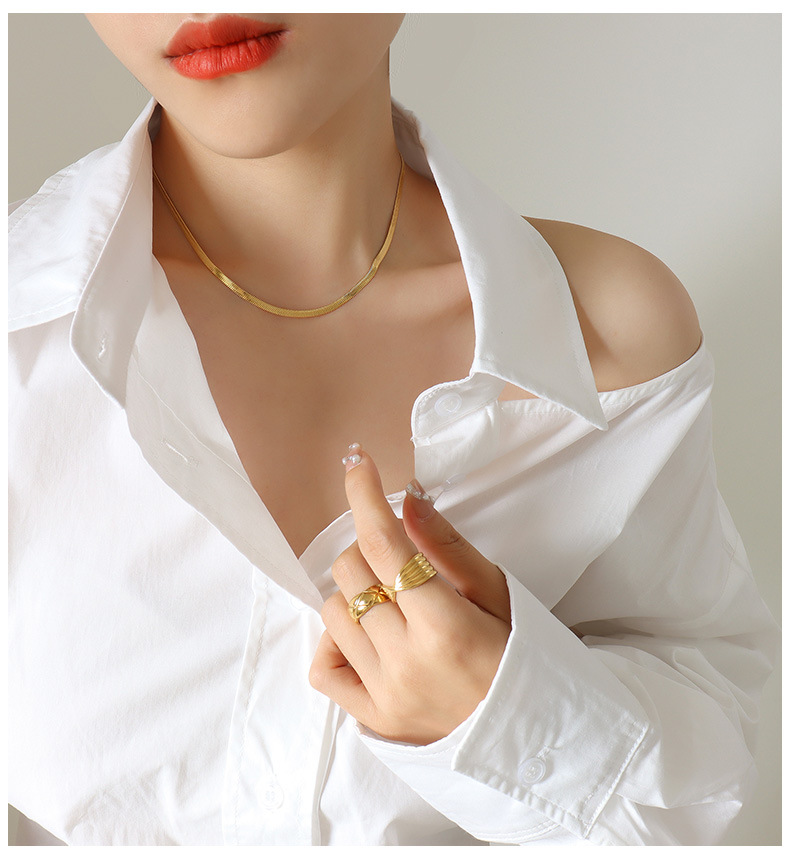 French fashion blade chain collarbone titanium steel snake bone chain