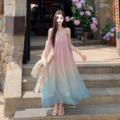 甜美度假风渐变连衣裙2025夏季新款宽松减龄设计感绝美气质长裙