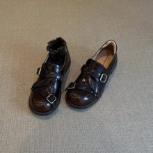 ��Ƥ��~�A�^Ƥ���۴ָ�һ�_�Ř���ЬŮӢ���L��Ƥ�ָ��OӋСƤЬ