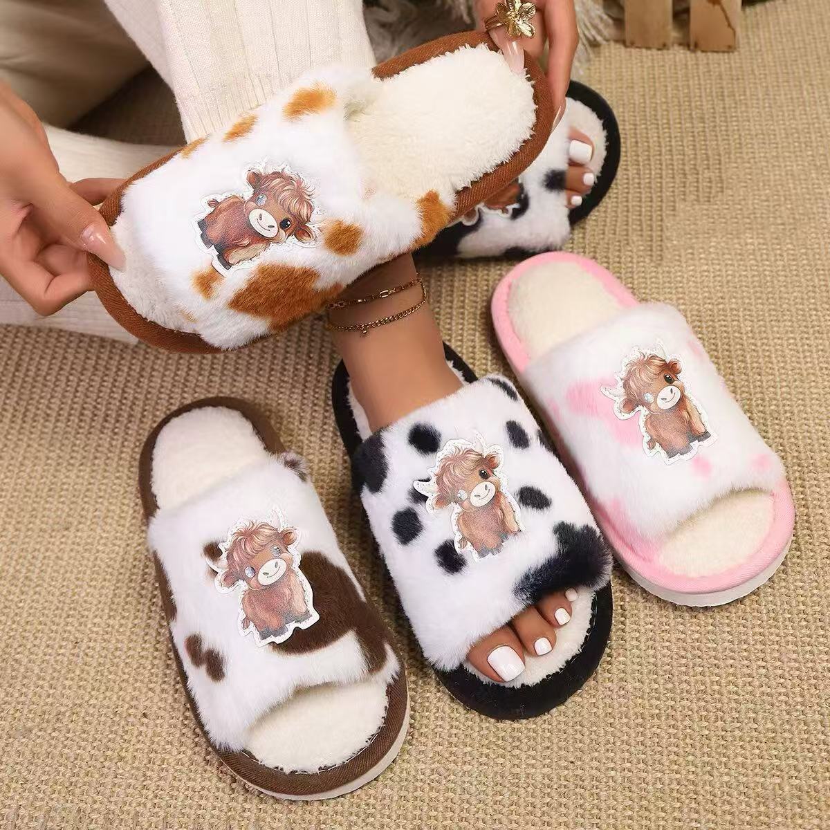 Zapatillas transfronterizas de abertura de lana de otoño y invierno para mujeres antideslizantes interiores de fondo grueso para el hogar de algodón peludo de luna