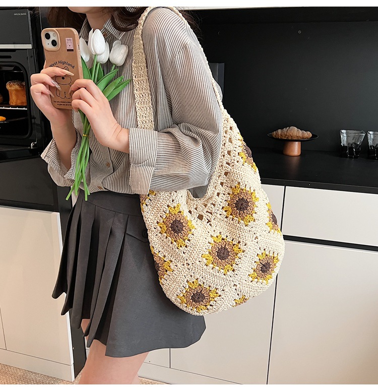 Trendy casual woven bag 2025 New style ins niche artistic straw woven bag Large capacity versatile single-shoulder armpit bag undefined