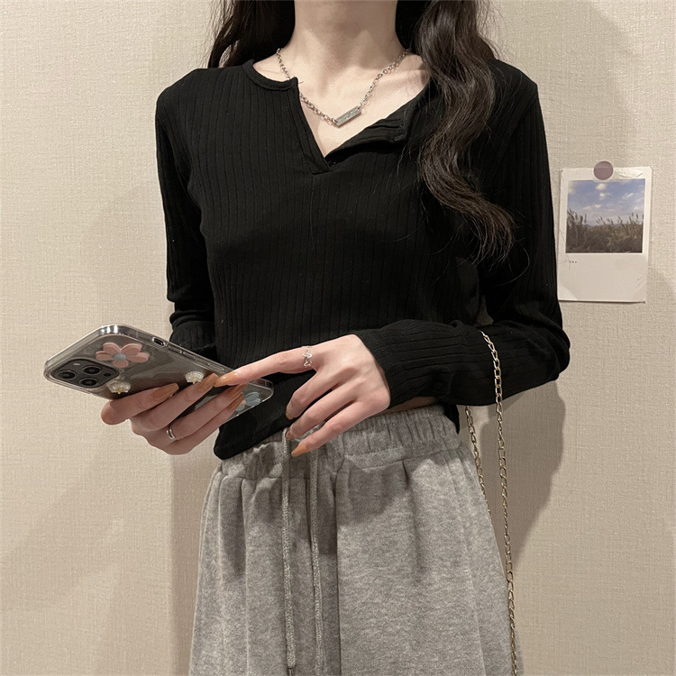 白色打底衫女内搭春秋长袖t恤女2025年新款修身v领chic外穿上衣服|undefined