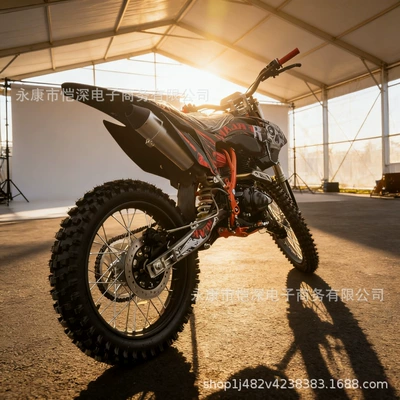 Motosikletlər Off-Road Motorcycle with High-Performance