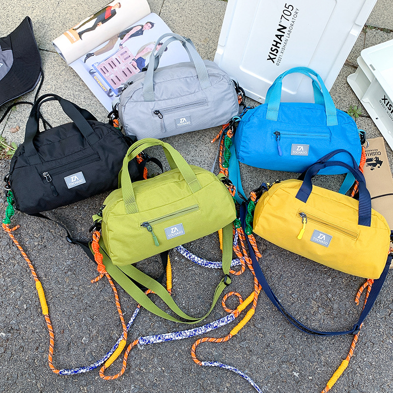 Mochila deportiva al aire libre para niños y niñas, bolsas de hombro, bolsas de equipaje para niños, bolsas de viaje multifuncionales para niños.