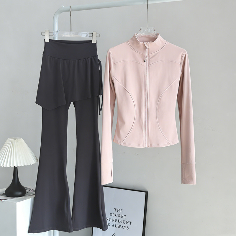Plus-size yoga outfit for women, summer 2026 new model, running fitness wear, Pilates training for petite individuals Plus-size yoga outfit for women, summer 2026 new model, running fitness wear, Pilates training for petite individuals