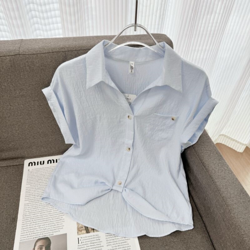 Age-Reducing Shirt, Summer Design, New Short-Sleeved Shirt, Trendy Slimming Blue Loose Short Top with Small Flying Sleeves Age-Reducing Shirt, Summer Design, New Short-Sleeved Shirt, Trendy Slimming Blue Loose Short Top with Small Flying Sleeves