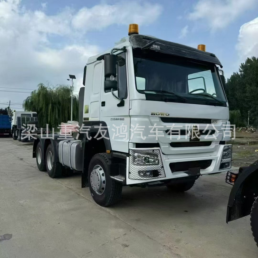 6X4 Dump Truck for Export to Africa and Southeast Asia, Eight-Wheel Truck, 5.8m Large Box Remanufactured Engineering Vehicle
