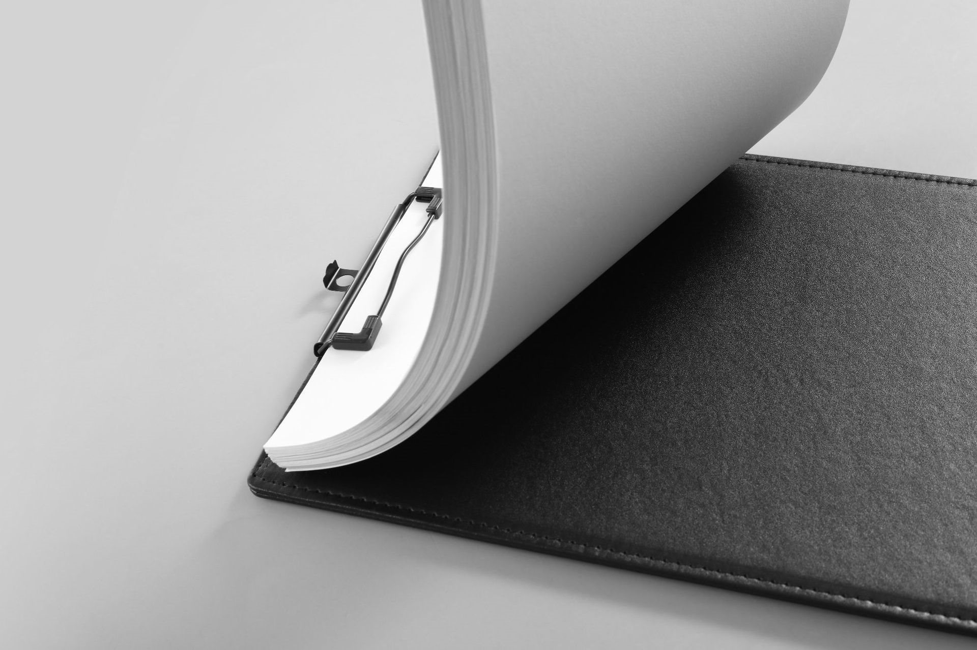 Kangbai D5041 high-end A4 leather board clip student writing pad…