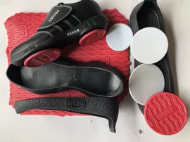 鞋底;冰鞋;鞋垫/增高垫