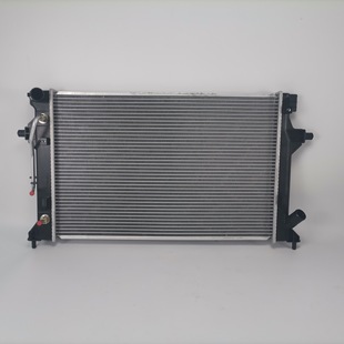 3Qf317019B Is Suitable for Hyundai Hyundai Radiator: 25310-D3550 Tucson 2.0L