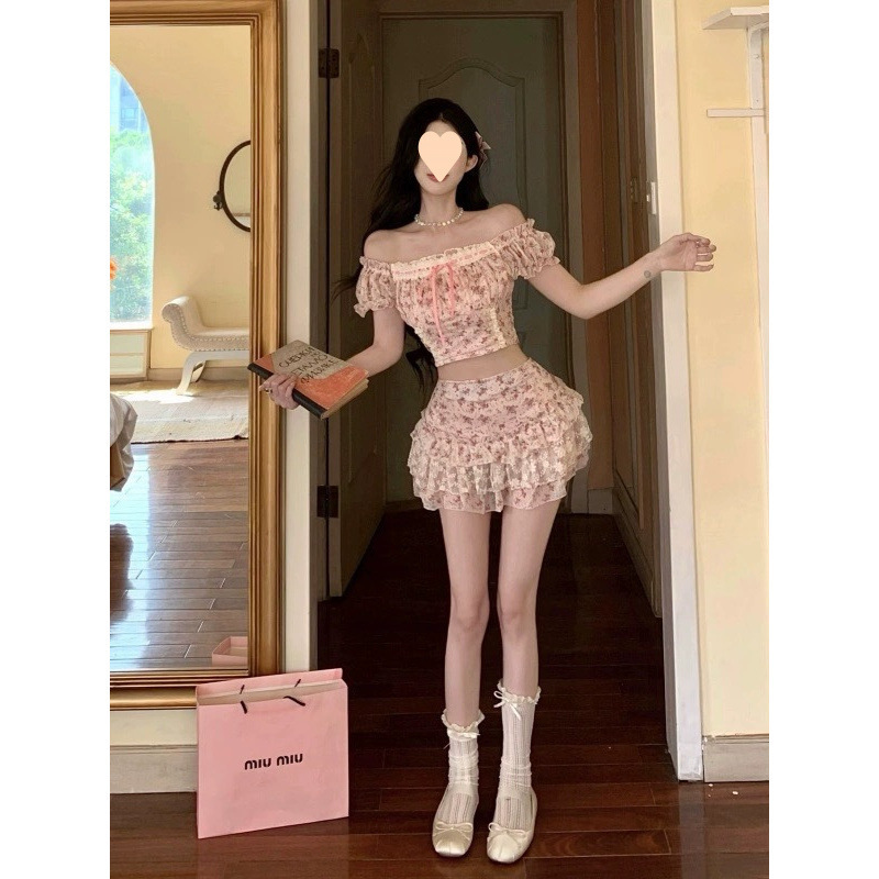 奶系穿搭夏季套装女粉色碎花露肩衬衫上衣蕾丝高腰半身短裙两件套|undefined