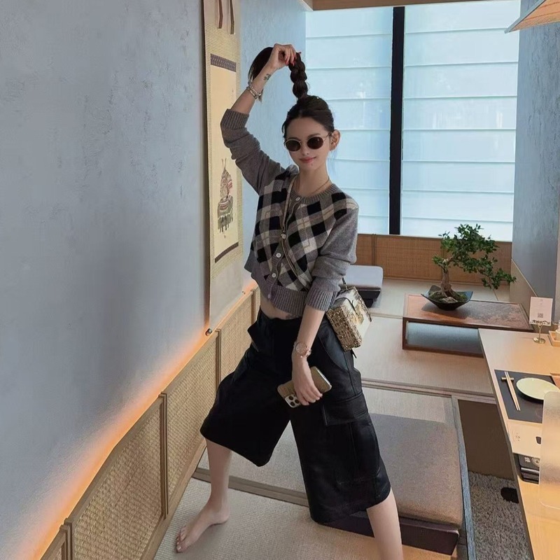 赵辰晨 撞色菱格针织开衫女秋季2025新款学院风减龄洋气长袖外套|undefined