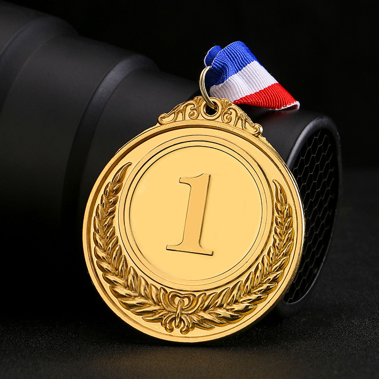 6,5 cm de oro