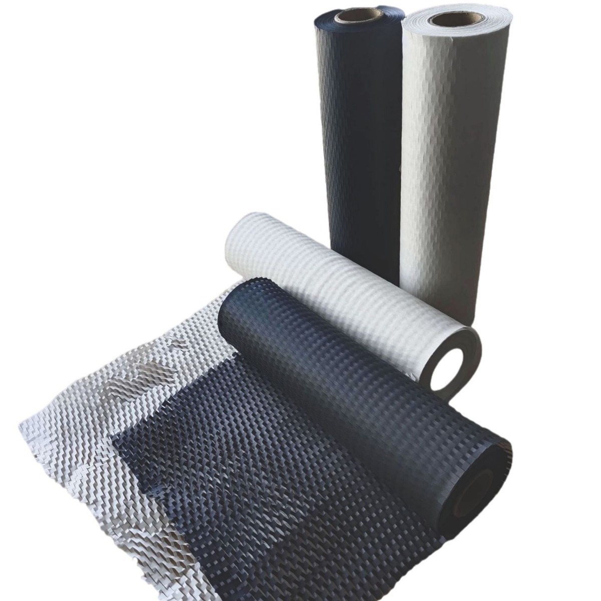 Los fabricantes suministran papel de nido de abeja de color blanco y negro, papel de embalaje degradable y ecológico, papel kraft amortiguado, papel de panal, bolsa de panal