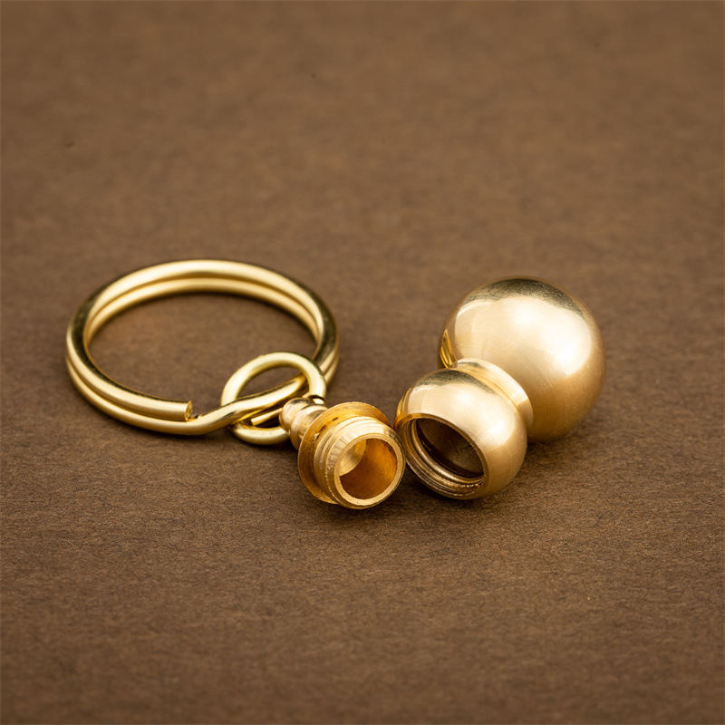 키 체인 펜던트 창조적 인 황동 할로우 호이스트 봉인 항아리 응급 심장 약 항아리 야외 휴대용 약 병
