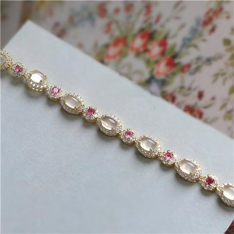 2022 Niche Design Cherry Blossom Tourmaline White yu Pith Bracelet Gold Plated Vintage Girls' Gift for Girls 2022 Niche Design Cherry Blossom Tourmaline White yu Pith Bracelet Gold Plated Vintage Girls' Gift for Girls