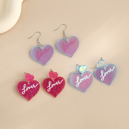 New Simple Valentine's Acrylic LOVE Heart Earrings for Women Creative Heart-Shaped Hollow Stud Earrings Wholesale