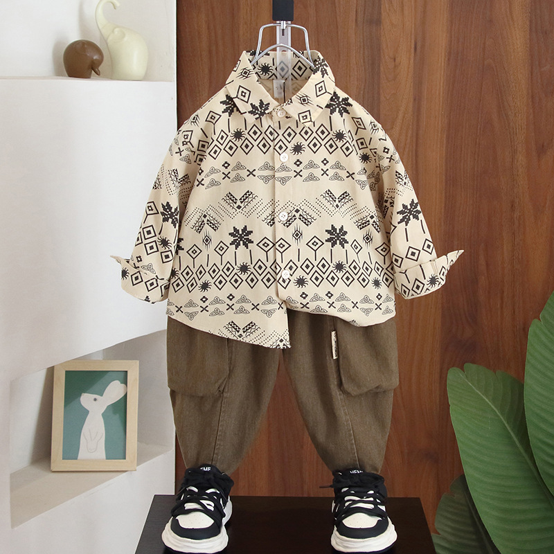 5728 Traje de otoño para niños 2025 Nuevo estilo Estilo occidental Chaqueta de suéter para niños Traje de tres piezas Ropa de primavera y otoño para niños