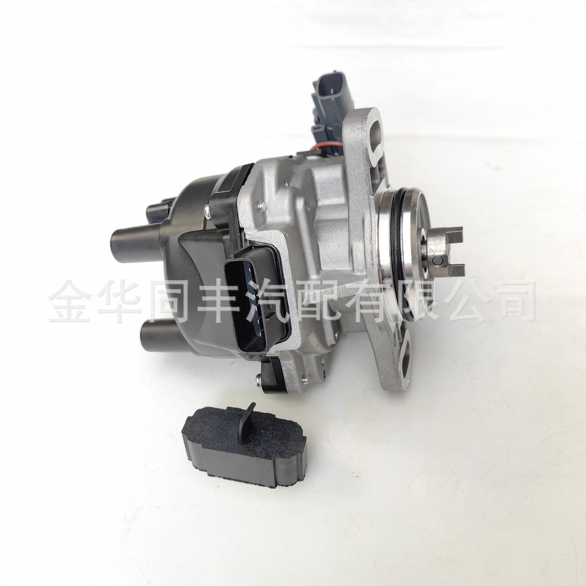 Cross-Border Applicable Nissan 22100-0m000 22100-0m001 22100-0m300 Distributor*