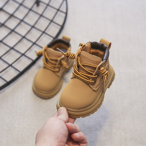  Autumn and Winter Girls' Fashionable Street Martin Boots Autumn New Children's High-top Sports Shoes for Little and Middle-aged Girls