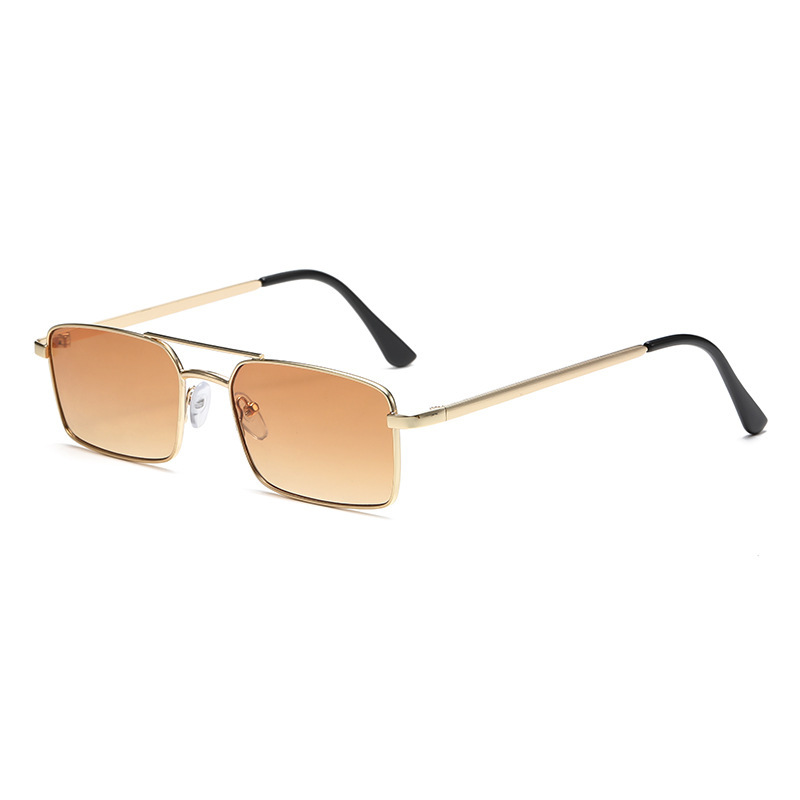 Golden frame gradual tea pieces