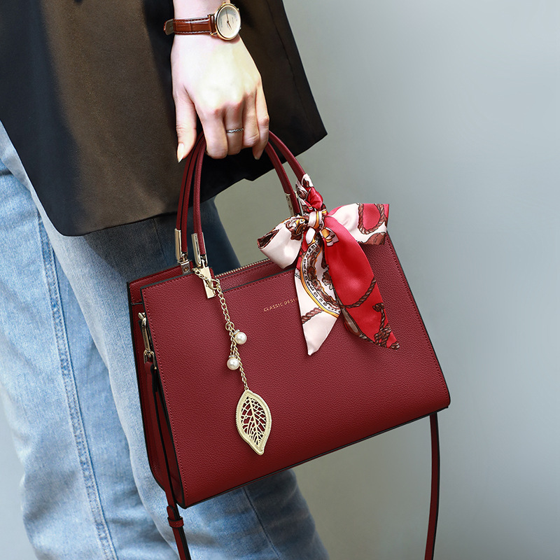2025 New Women's Handbags - Bridal Wedding Bags, Shoulder Handbags, Large Capacity Commuter Crossbody Bags, Mother's Bags