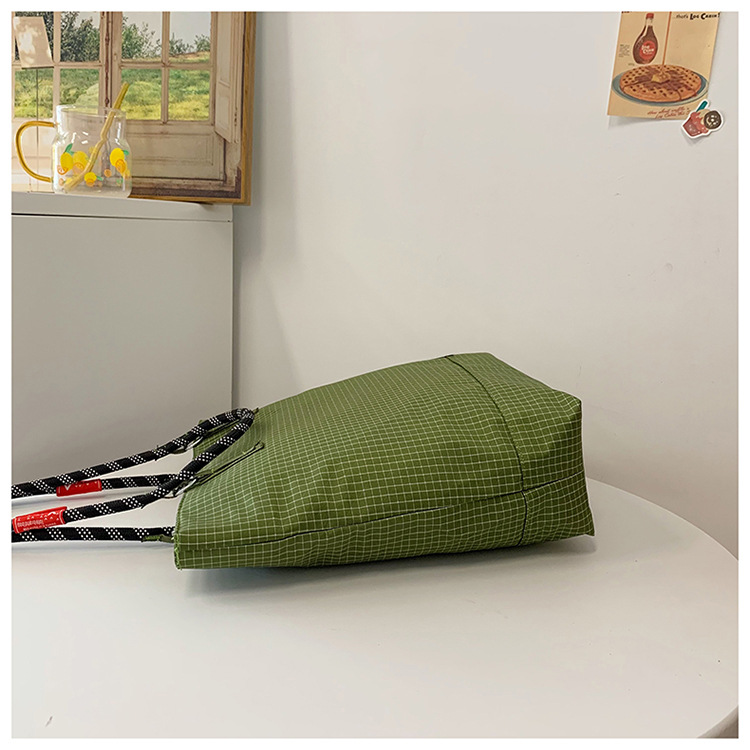 Basit Rahat Outdoor Spor Günlük Gidiş Geliş Dayanıklı Hafif Geniş Kapasiteli Uniseks Tek Omuz El Taşıyıcı Çanta Ekose Desenli