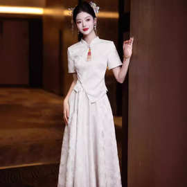 新中式旗袍订婚晚礼服连衣裙2026新款白色改良新娘敬酒服套装女
